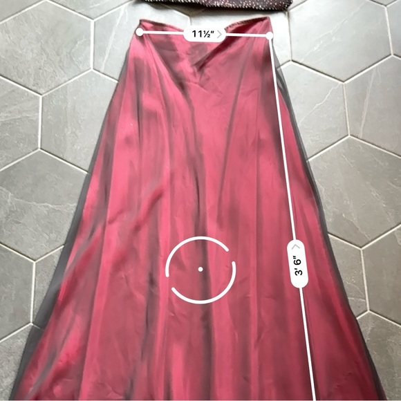 VTG 90s Sparkly 2 Pc Lace Up Back Cowl Neck Top & Mesh Overlay Skirt Formal Set - Picture 14 of 14